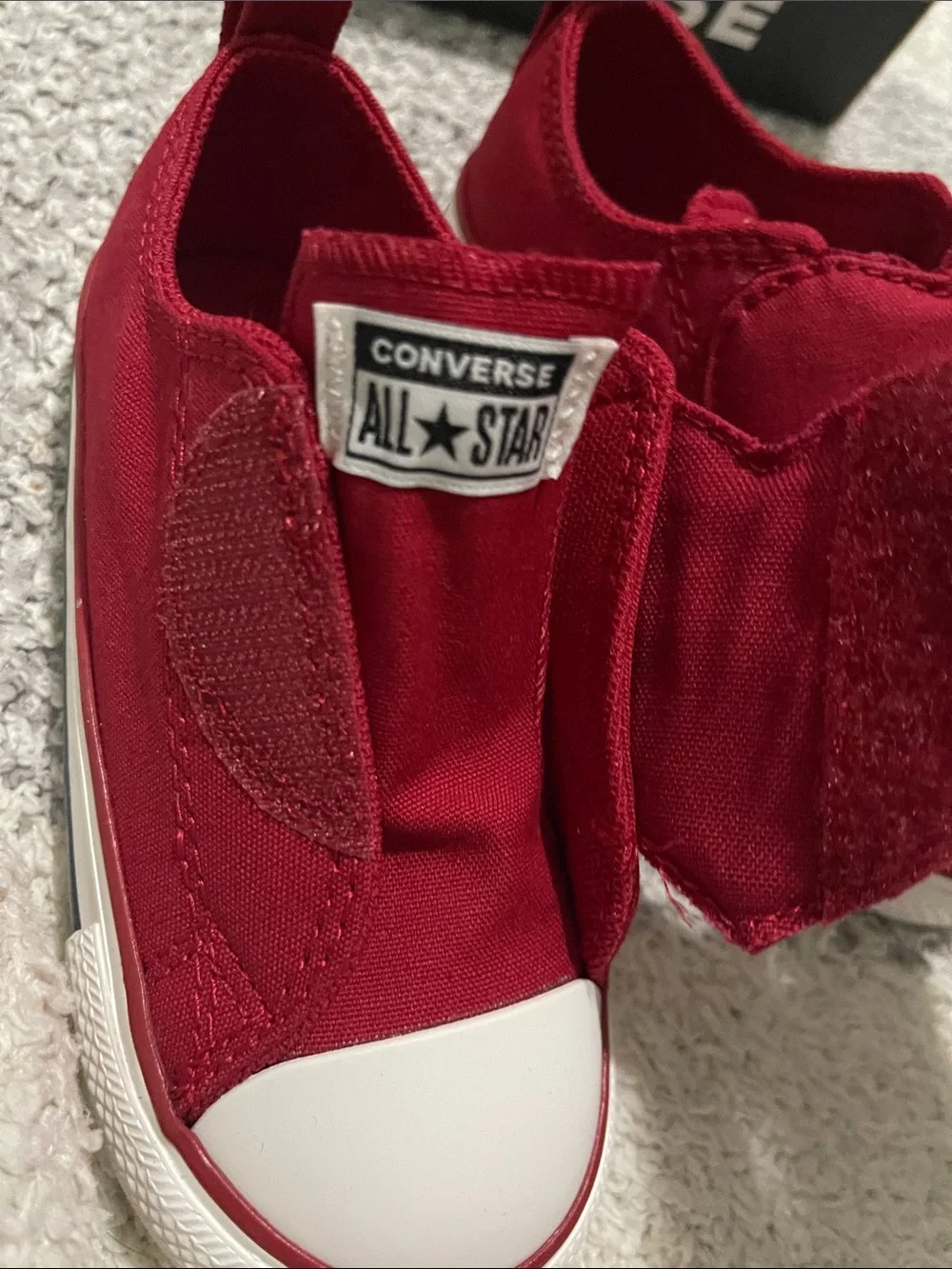 NEW- Converse - 7c or 8c